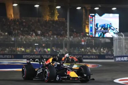Max Verstappen conquista el GP de Singapur y hace historia en Marina Bay