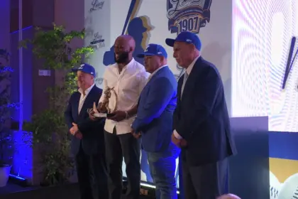 Mel Rojas Jr. gana primer Premio Manny Mota con Tigres del Licey