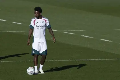 Vinícius Júnior recibe 4 partidos de sanción y se pierde el Clásico