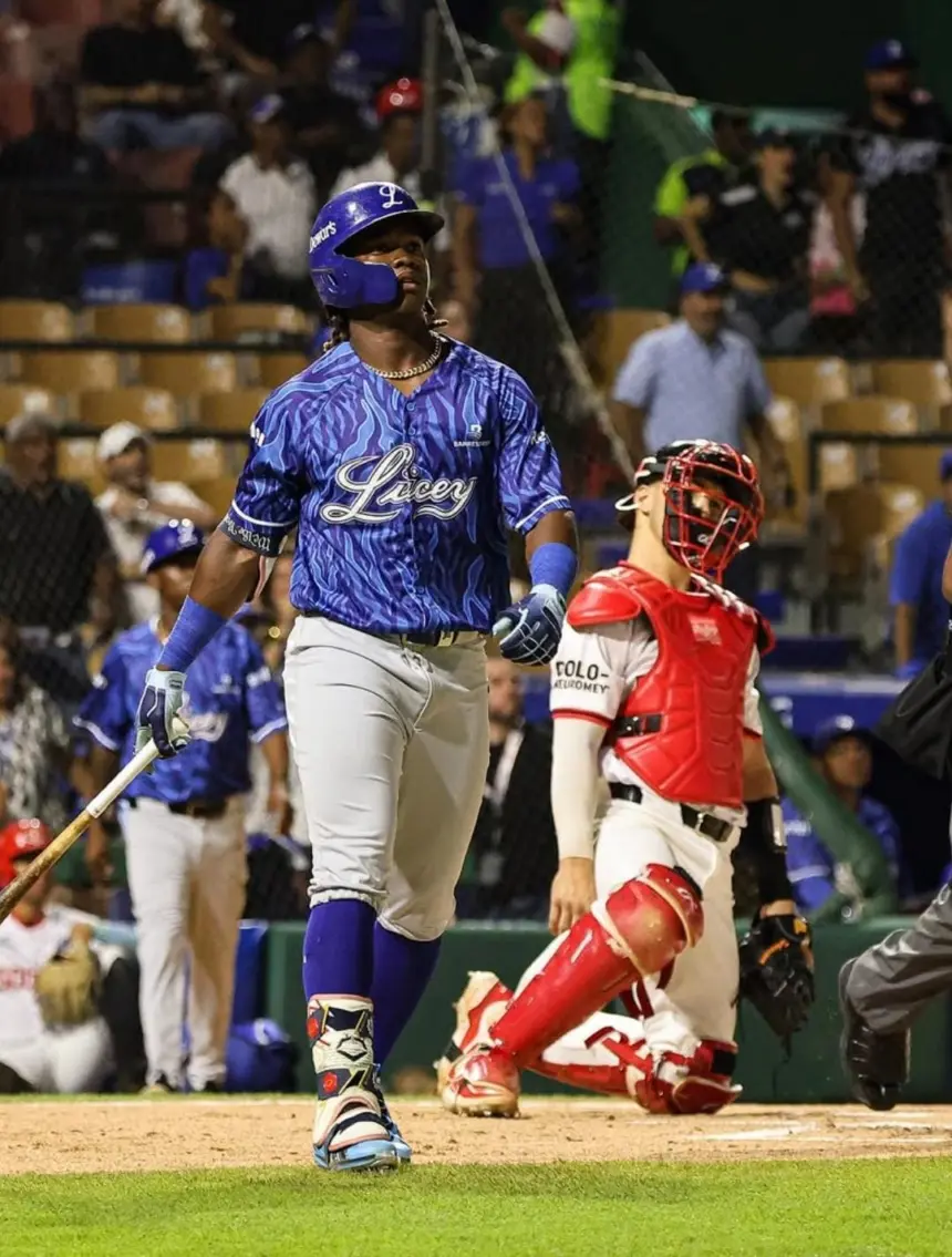Jesús Madé brilla en el inicio de la temporada 2026-2027 de Lidom 1 Jesús Madé brilla en el inicio de la temporada 2026-2027 de Lidom