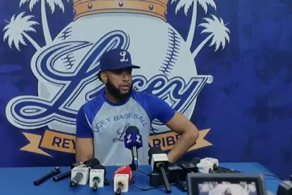 Adonis Medina domina en triunfo del Licey ante el Escogido