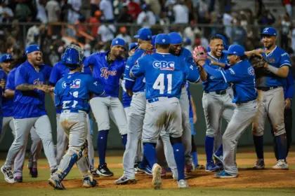 Licey logra histórico juego sin hit ni carrera en jornada de LIDOM
