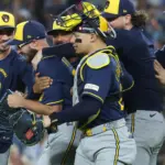 Cerveceros ganan Juego 1 Serie Mundial con récord histórico de velocidad