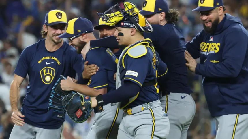 Cerveceros ganan Juego 1 de Serie Mundial con récord de velocidad histórico