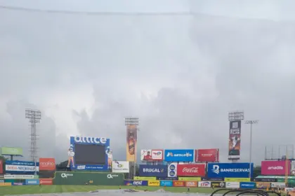 Águilas vs Licey: Clásico invernal en el Quisqueya bajo amenaza de lluvia