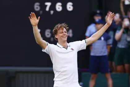 Jannik Sinner confirma su regreso al tenis en el Six Kings Slam de Riad