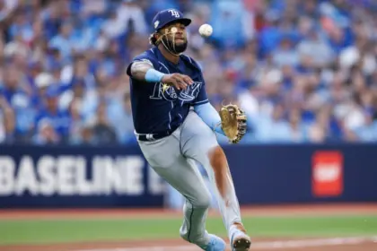 Junior Caminero listo para el Juego 5 de la Serie Mundial ante Brewers