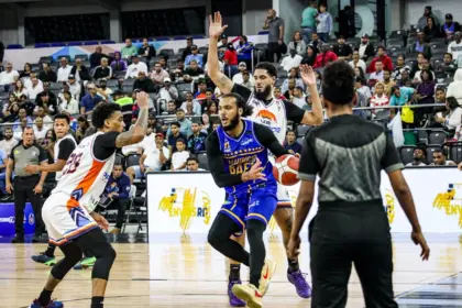 Mauricio Báez domina a Los Prados en inicio semifinal TBS Distrito 2026