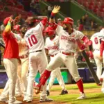 Leones del Escogido logran sexta victoria consecutiva ante Estrellas