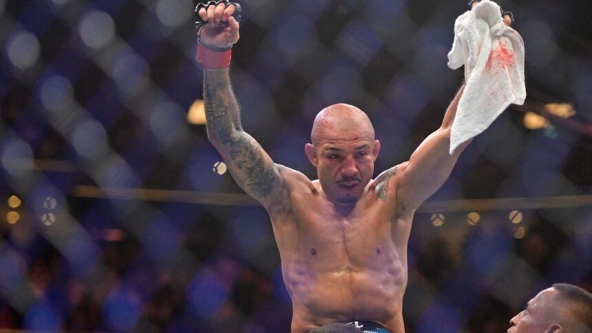 King's Legend: José Aldo Hangs Up His Gloves Definitely After Brutal Defeat and Confesses He No Longer Has It in His Heart
