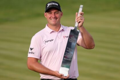 Straka Dominates Lowry in an Epic Duel and is Crowned at the Truist Championship