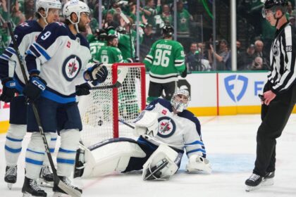 Controversy on the Ice! Does a Ghost Goal Decide the Game and the Stars Take the Lead Against the Jets?