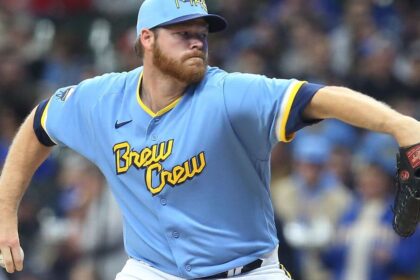 Woodruff Delays Return to Brewers: Ankle Tendinitis Complicates Comeback