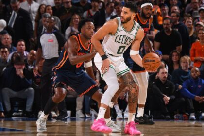Tatum Injured: Celtics Star Abandoned in Duel against Knicks