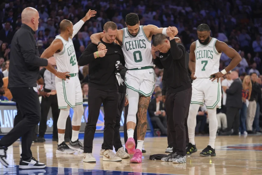 Knicks humiliate Celtics: Tatum injured, Boston on the verge of KO