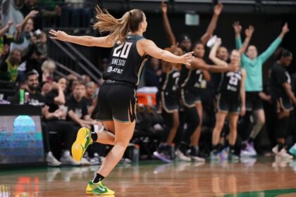 Ionescu Shines in Oregon Return: 25 Points and Ovation for WNBA Star