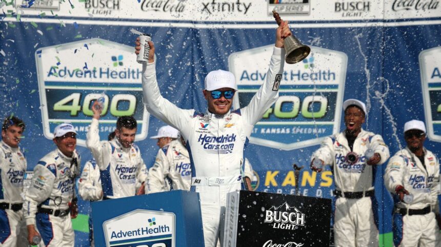 Larson Dominates in Kansas: Third NASCAR Season Victory!