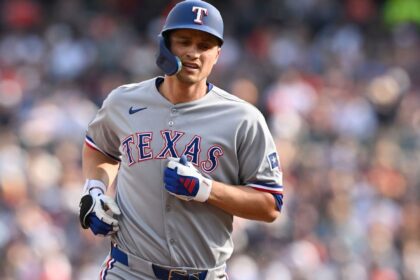 Seager to IL again: Rangers lose their star to a muscle injury