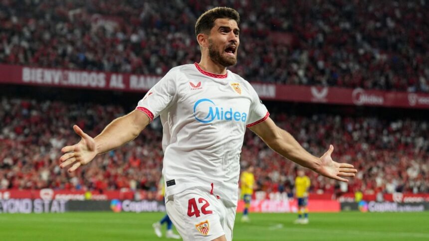 García Pascual saves Sevilla: Key goal brings the club closer to avoiding relegation in LaLiga