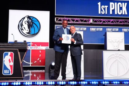 NBA: Trade explosion, Tatum out and Flagg to the West.