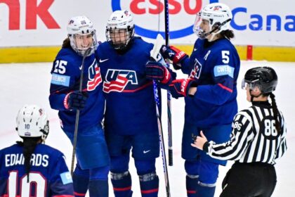 Thompson leads U.S. over Norway in OT with hat-trick, World Hockey Championship