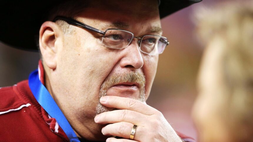 Jim Ross, wrestling legend, diagnosed with colon cancer