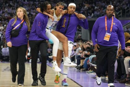 Sparks: Rae Burrell Injured, Leaves Court in WNBA Debut