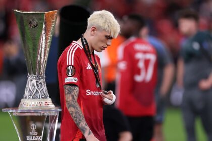 Fernandes and Garnacho: Uncertain future at Manchester United after defeat