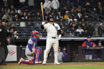 Domínguez Shines: Gold HR Breaks Yankees' MLB Drought