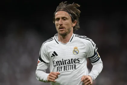 Modric Says Goodbye to Real Madrid: White Legend Says Farewell to the Bernabéu
