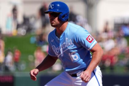 Royals Cut Hunter Renfroe: Loftin Promoted to MLB Roster