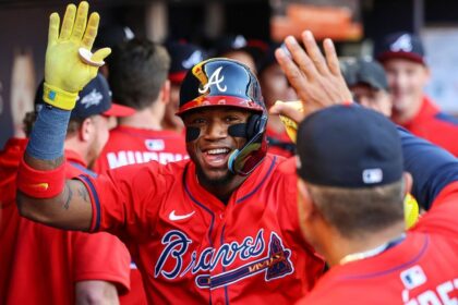 Acuña Jr. returns with a colossal home run after a year's absence