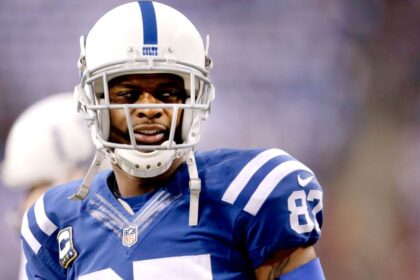 Wayne moves: asks Colts receivers to honor Irsay's legacy