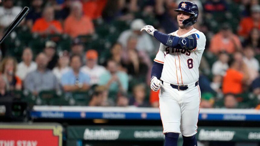 Astros' Walker: Clean X-rays After Being Hit by Pitch