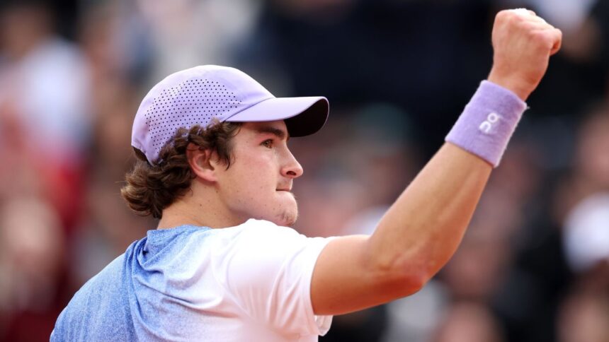 Joao Fonseca: The Brazilian prodigy conquers Roland Garros and world tennis