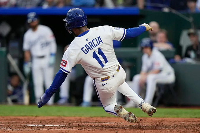 MLB: Explosive Summary of May 28th, Comebacks and Shutouts