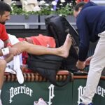 Djokovic Overcomes Blister and Advances at Roland Garros: 20th Record Round