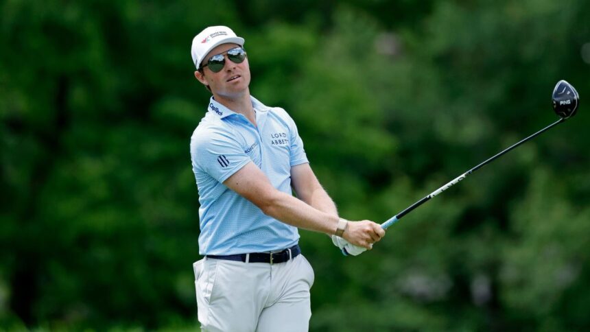 Griffin leads Memorial with 7 under par despite water errors