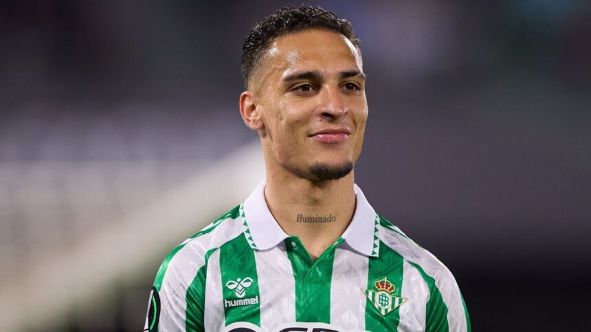 Antony says goodbye to Betis: "I felt at home"