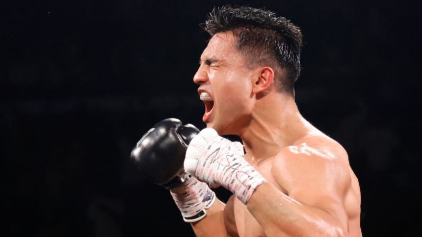 Resendiz Shocks: Defeats Plant in Split Decision, Charlo Waits