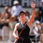 Svitolina comes back and meets Swiatek in the Roland Garros quarterfinals