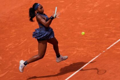 Gauff in the Roland Garros quarterfinals; Boisson surprises Pegula