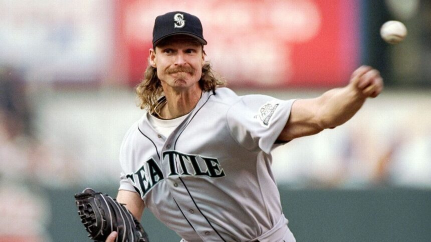 Mariners Retire 51: Johnson and Ichiro, Immortal Legends