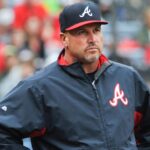 Braves hire Fredi González as third base coach