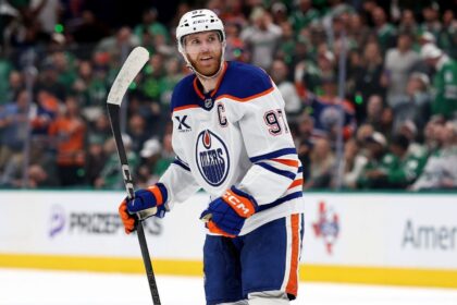 McDavid Favored for Playoff MVP: Will He Repeat with Oilers? Conn Smythe Analysis