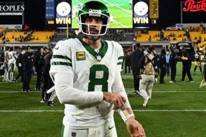 Rodgers to the Steelers: An MVP for a struggling offense?