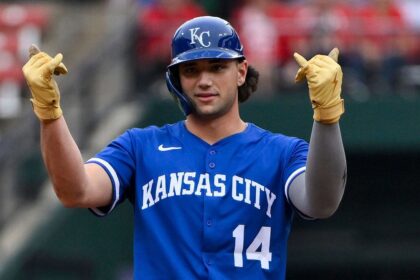 Royals' Jac Caglianone Connects 1st Hit and Dedicates it to His Father