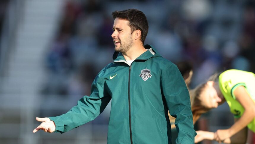 Giráldez: Heading to Lyon, the coach sees "better for both" after time with Spirit