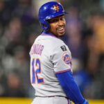 Lindor, with fractured finger, drives in Mets with decisive double in the ninth