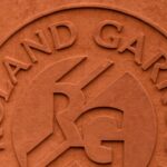 Henin and Agassi will present trophies at the Roland Garros final